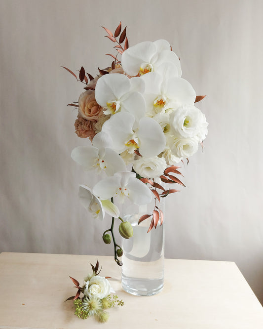 Roses & Phalaenopsis Orchid